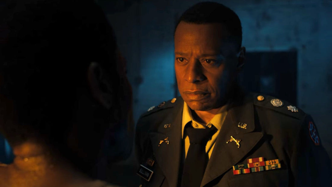Il tenente colonnello Sullivan in uniforme militare, in Stranger Things