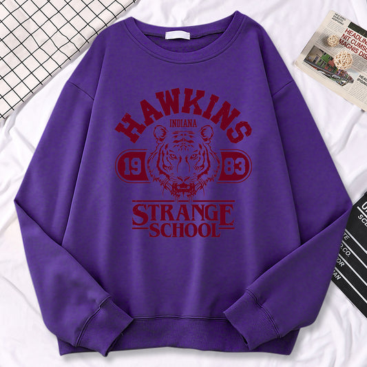 Sweat enfant Stranger Things Hawkins Strange School 1983 – coloris Violet