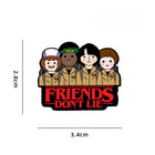 Spilla Stranger Things il gruppo di Hawkins