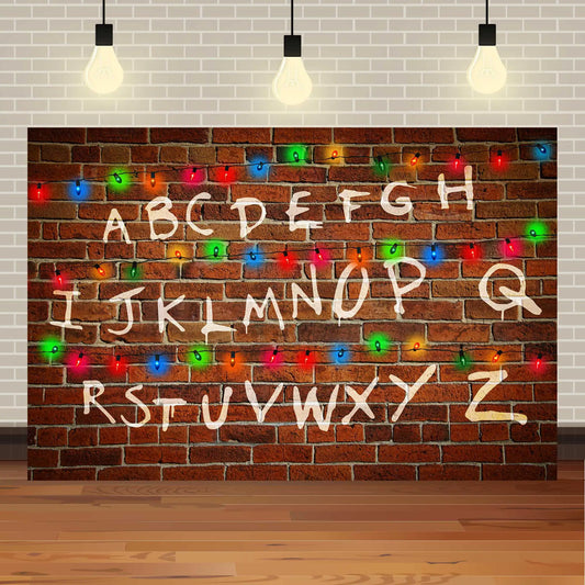 Toile de fond Stranger Things mur alphabet brique rouge vu de face