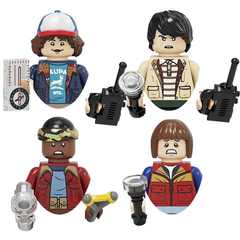 Mini figurines à construire Stranger Things la bande de Hawkins (lot de 4) vu de face