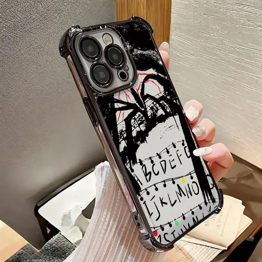 Coque iPhone Stranger Things motif Mix01 1350 vu de face