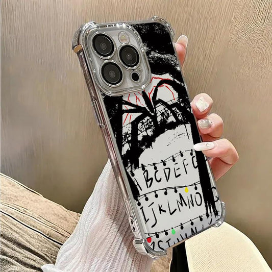 Coque iPhone Stranger Things motif Mix03 1350 vu de face