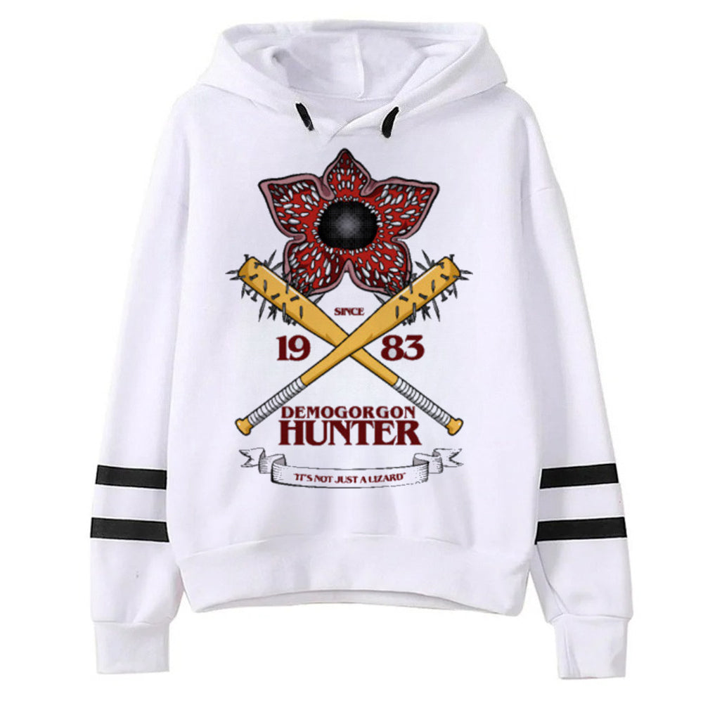 Pull blanc Stranger Things Demogorgon Hunter 1983 vu de face