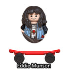 Mini statuina da costruire Stranger Things Eddie Munson
