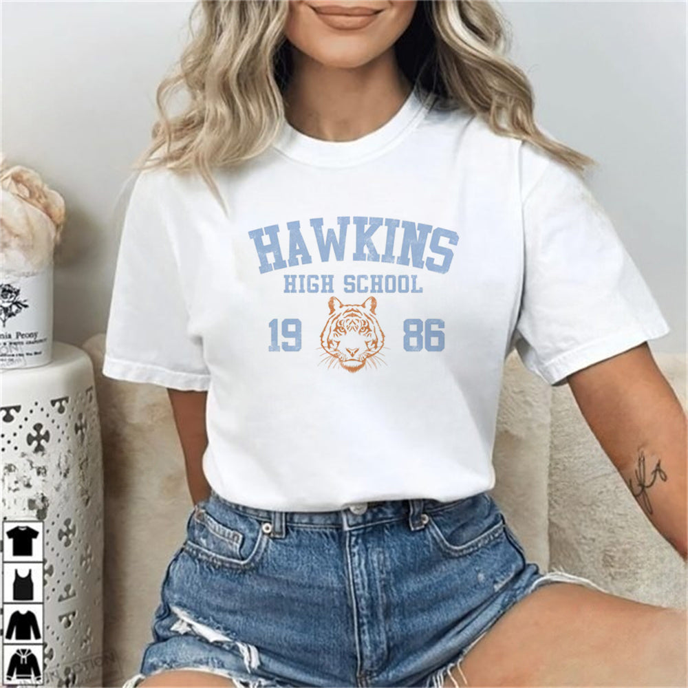 T-shirt femme Stranger Things Hawkins High School 1986 vu de face