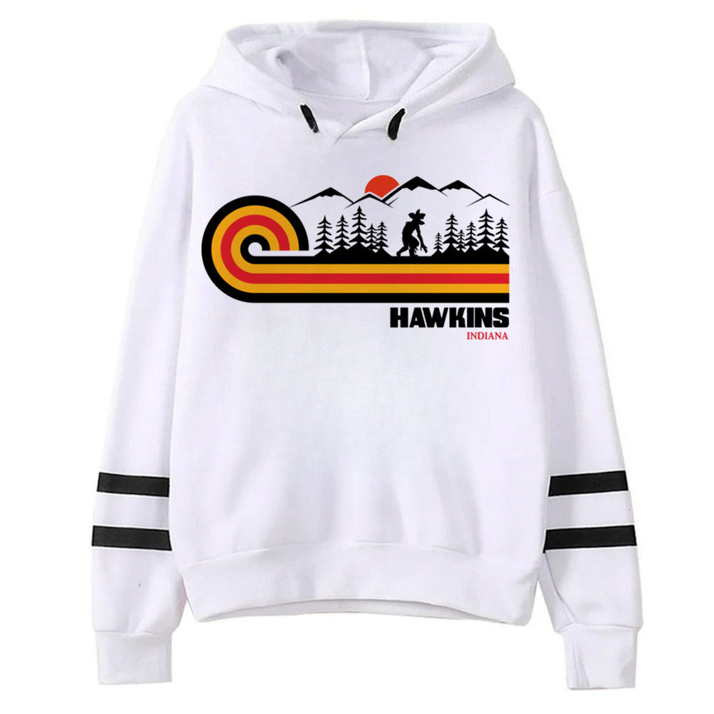 Pull blanc Stranger Things Hawkins rétro vu de face