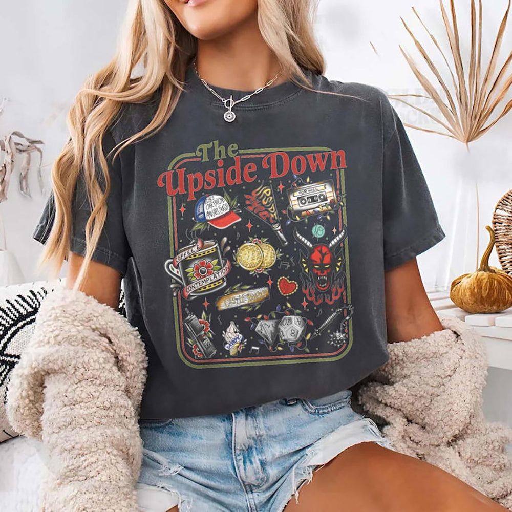 T-shirt homme Stranger Things The Upside Down affiche rétro – coloris Gris foncé