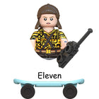 Mini statuina da costruire Stranger Things Undici sullo skate