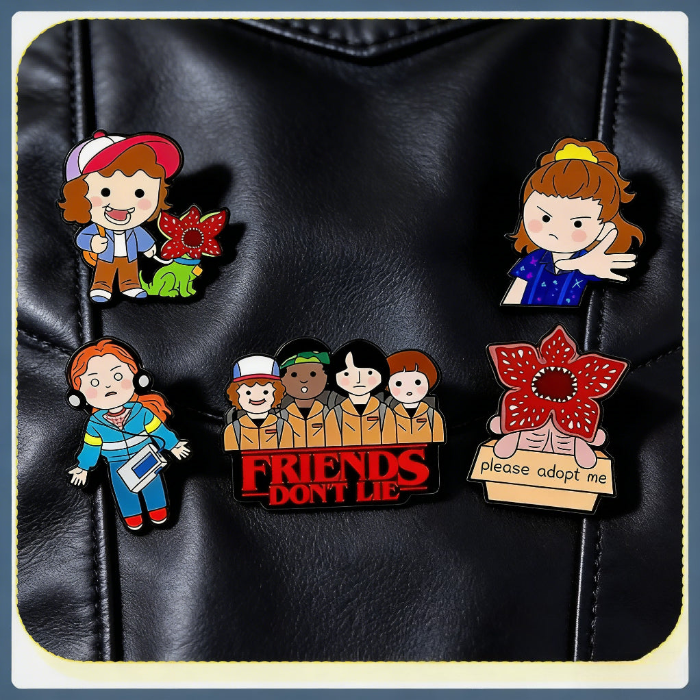 Lot de 5 pin's Stranger Things Friends Don't Lie – visuel 2