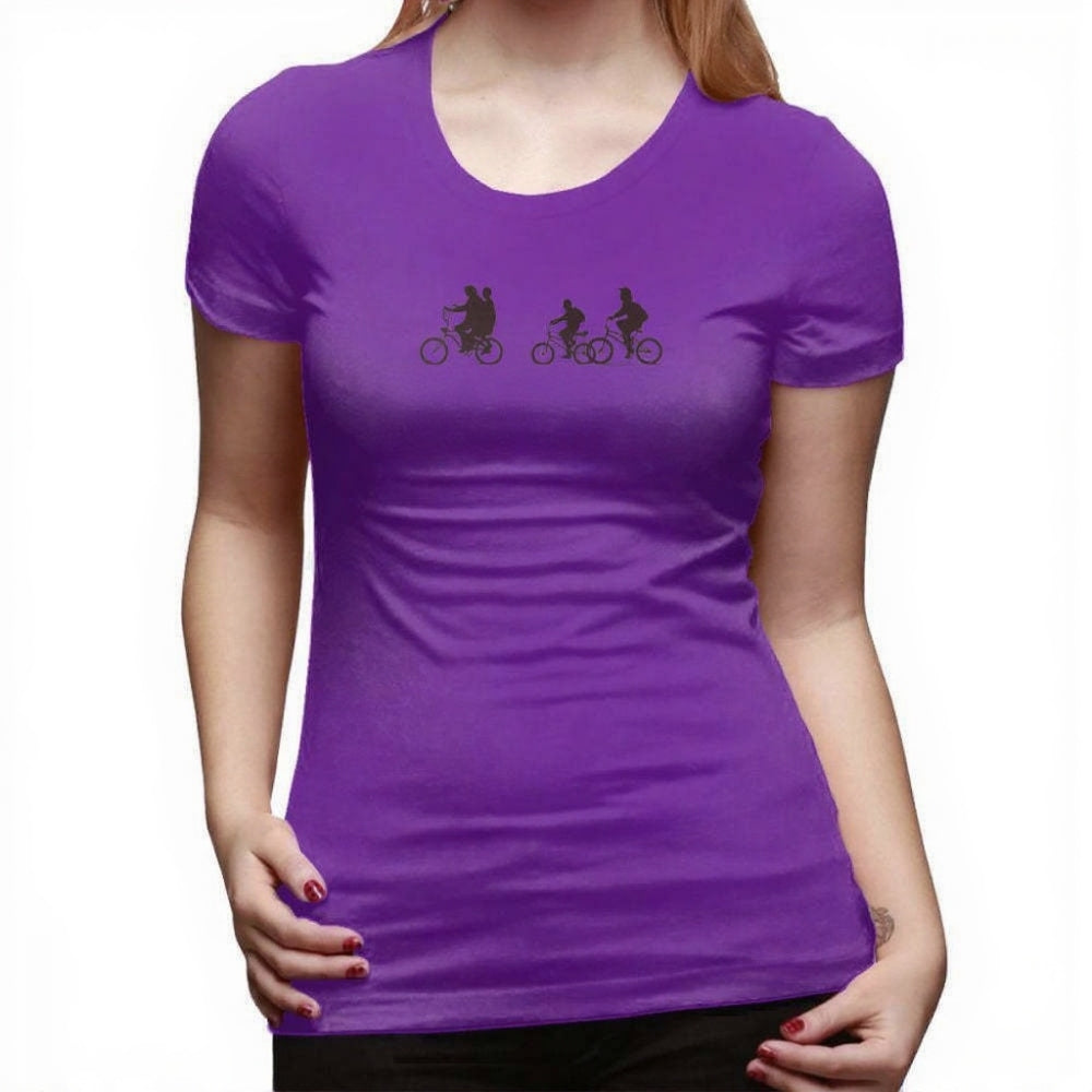 T-shirt femme Stranger Things Very Merry Christmas à l'envers – coloris Violet